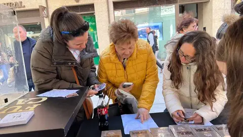 Quedada Holy Cards _24