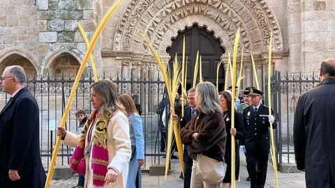 Bendici&oacute;n de palmas Obispo _29