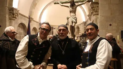 procesi&oacute;n Capas Pardas Zamora _4