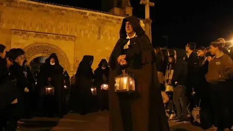 procesi&oacute;n Capas Pardas Zamora _24