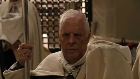 Jes&uacute;s Yacente _12