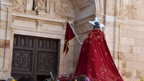 Resurreci&oacute;n_85