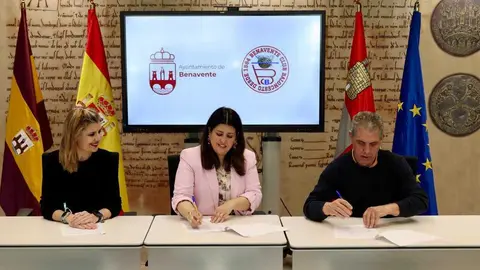 Firma convenio baloncesto