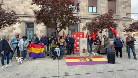 D&iacute;a de Rep&iacute;ublica en Zamora IU y PCE _7
