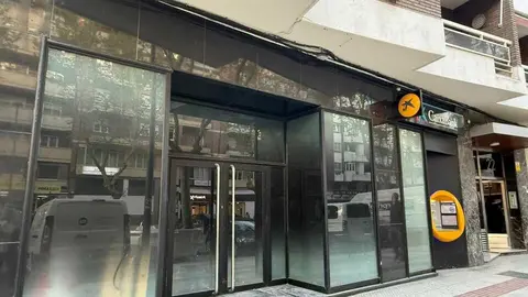 Oficina de CaixaBank en Tres Cruces 