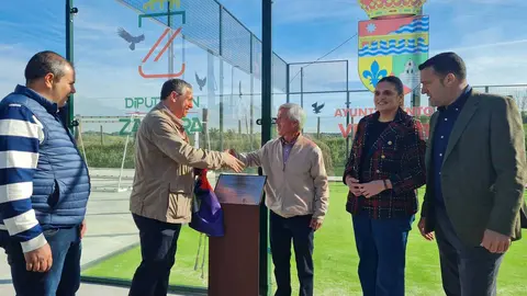 Inauguraci&oacute;n pista de p&aacute;del Venialbo