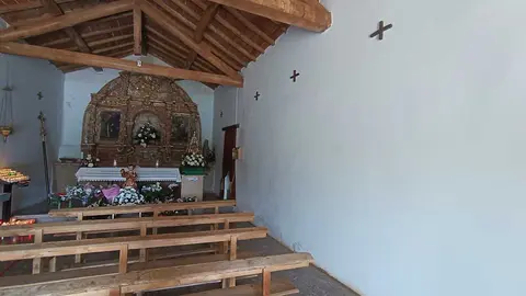 Interior de la ermita que se va a reformar