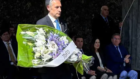 Toro en el 89 aniversrio del bombardeo de Gernika