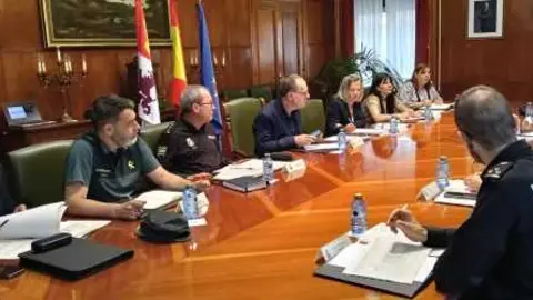 Reuni&oacute;n Junta de Seguridad