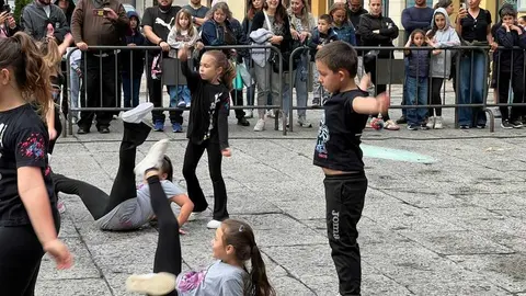 Sals&oacute;n Dance D&iacute;a de la Danza Plaza Mayor de Zamora _8
