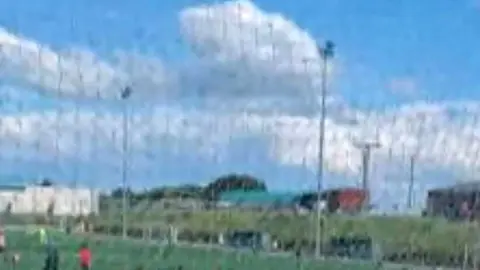 Un susto en los anexos del Ruta de la Plata reabre el debate sobre la asistencia sanitaria en el deporte base