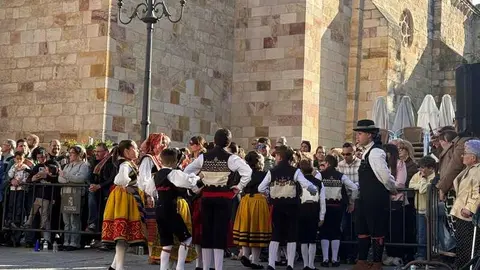 grupo Do&ntilde;a Urraca _12