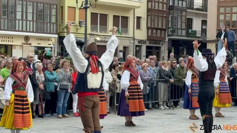 grupo Do&ntilde;a Urraca _48