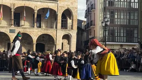 grupo Do&ntilde;a Urraca _49