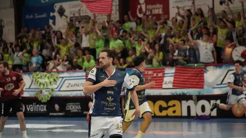Balonmano Zamora vs  Romo Broker Kirol