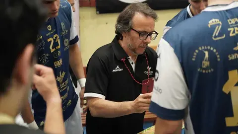 Balonmano Zamora vs  Romo Broker Kirol_21