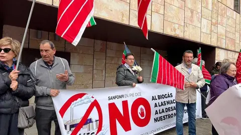 Manifestaci&oacute;n contra las plantas de biog&aacute;s Zamora _4
