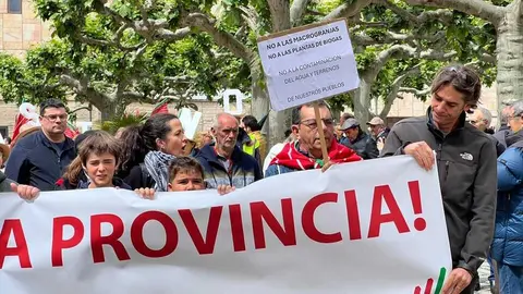 Manifestaci&oacute;n contra las plantas de biog&aacute;s Zamora _24