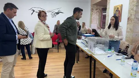 elecciones cofrad&iacute;a Esperanza Zamora _6