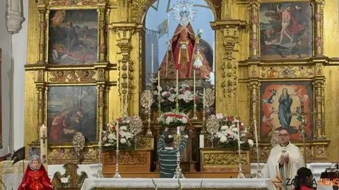   Alumnos del colegio Divina Providencia celebra su romer&iacute;a de la Concha _15