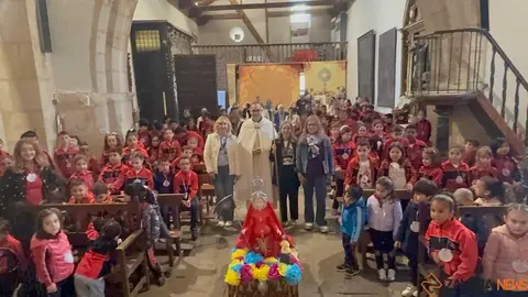   Alumnos del colegio Divina Providencia celebra su romer&iacute;a de la Concha _21