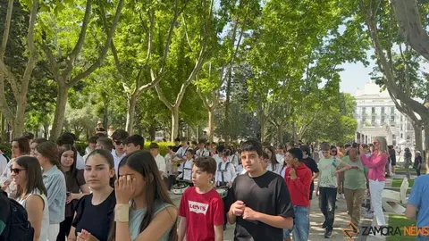 La Milagrosa peregrina con la Virgen y celebra la Eucarist&iacute;a en Cristo Rey_10
