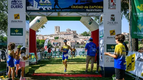 TriZamora2025-626