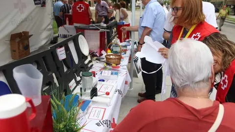 Feria Tecnol&oacute;gica La Marina Semana personas mayores Cruz Roja _13