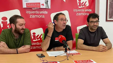 Rueda de prensa en la sede provincial de IU Zamora