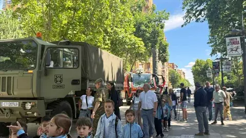 Zamora celebra el D&iacute;a de las Fuerzas Armadas_28