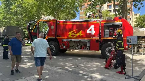 Zamora celebra el D&iacute;a de las Fuerzas Armadas_33