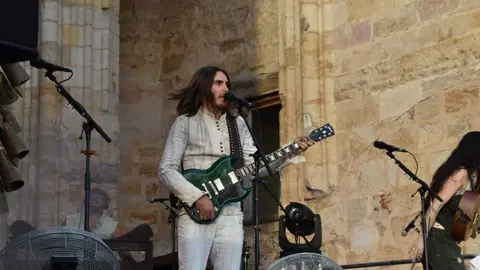 carlos ares zamora liturgia del verm&uacute;_2