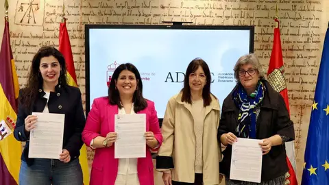 Renovaci&oacute;n convenio Ayuntamiento de Benavente y ADIBE
