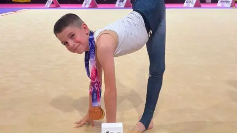 Jorge Barrio con su medalla de Oro