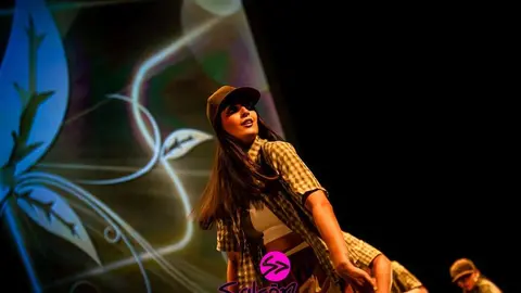Sals&oacute;n Dance Colors - im&aacute;genes  Chema S&aacute;nchez_3