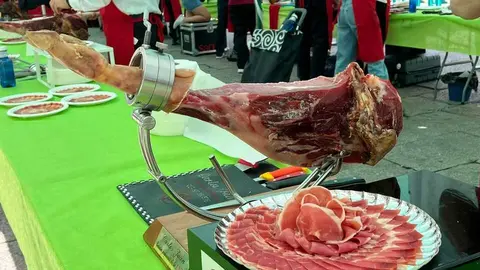 II Encuentro Ben&eacute;fico de cortadores de Jam&oacute;n _40