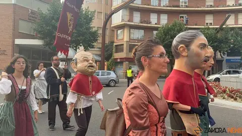 desfile de gigantillas _2