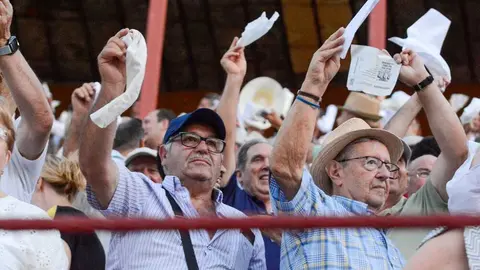 ambiente corrida toros _9