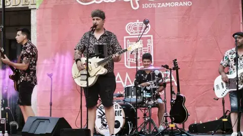 haciendo el indi Carlos Marcos_20