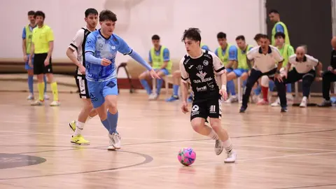 Ivi - Iv&aacute;n Mu&ntilde;oz River Zamora FS  - Imagen Salamancartve Al D&iacute;a