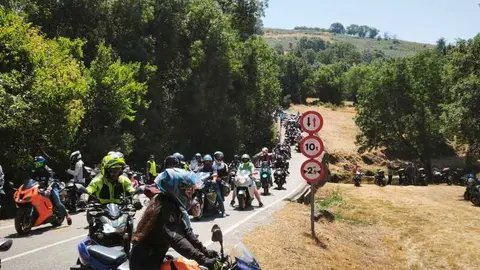  ruta central de la XXXII Concentraci&oacute;n Internacional de Motos Lago de Sanabria _33