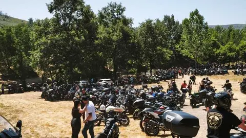  ruta central de la XXXII Concentraci&oacute;n Internacional de Motos Lago de Sanabria _40