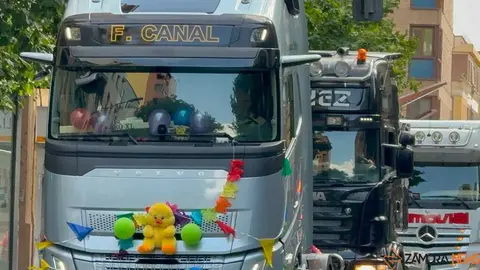  camioneros por Zamora en el d&iacute;a san Crist&oacute;bal _16