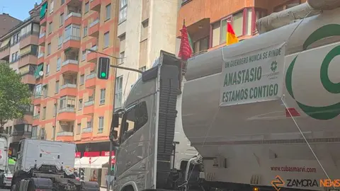  camioneros por Zamora en el d&iacute;a san Crist&oacute;bal _27