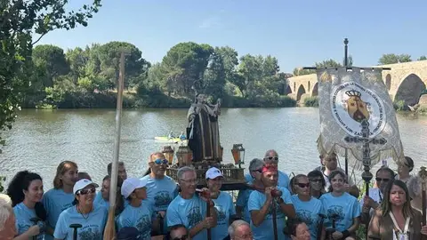 procesi&oacute;n fluvial Virgen del Carmen _29