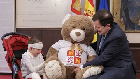 Javi Gallo, primer paciente de Castilla y Le&oacute;n en recibir una innovadora terapia para la piel de mariposa