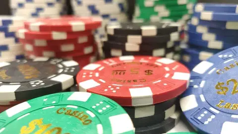 annonceslegales-poker-4922359_1920