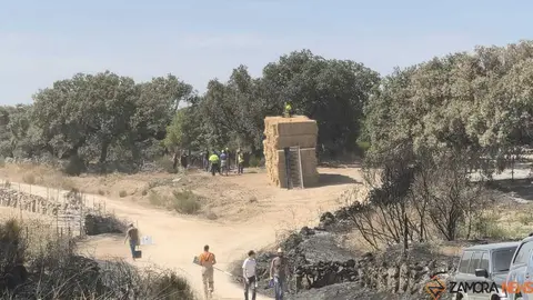 incendio M&aacute;moles en Fermoselle _4