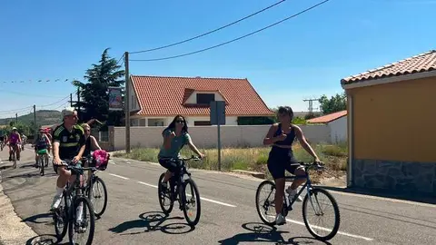 Coreses inaugura sus fiestas con la tradicional marcha a Gallegos_3