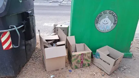 La acumulaci&oacute;n de bolsas de basura en Los Pelambres desata las quejas de los vecinos (1)